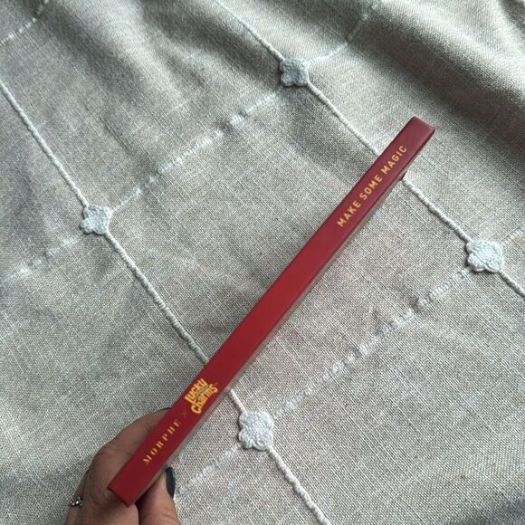 Morphe X Lucky Charms Make Some Magic Artistry Palette - Picture 7 of 8